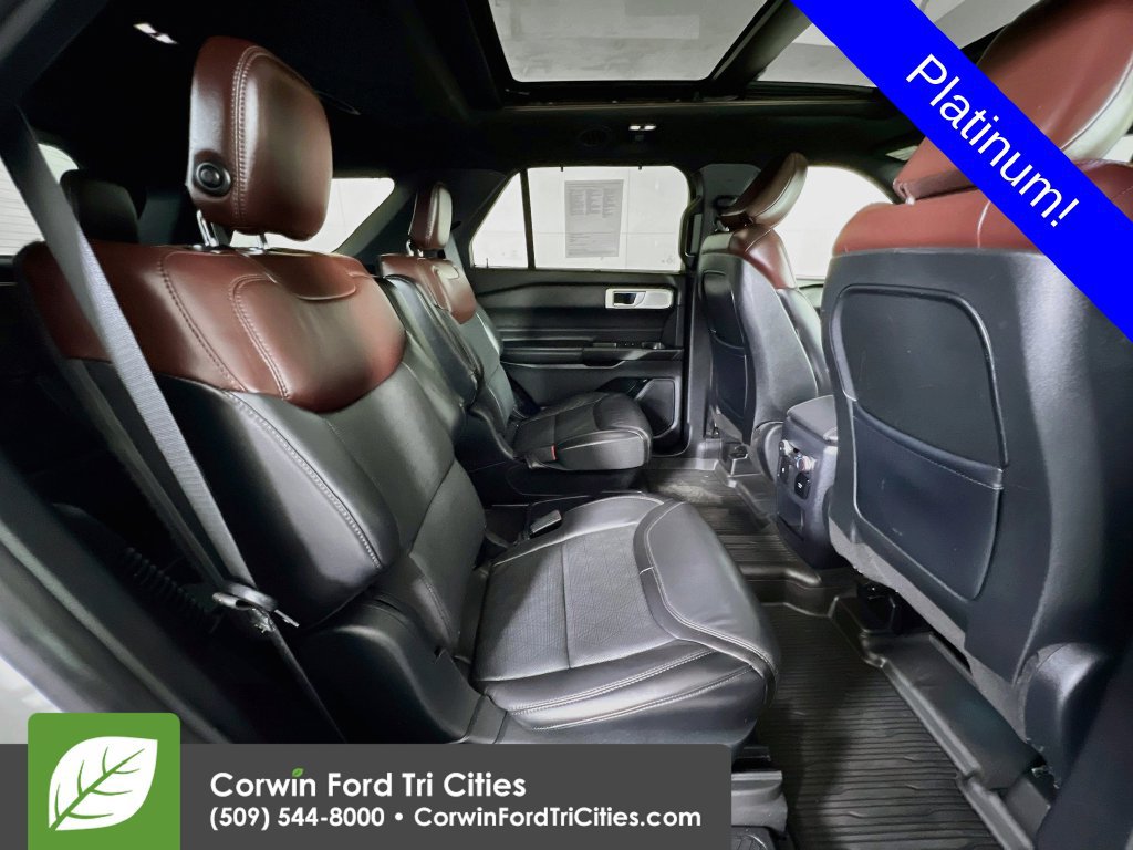 Used 2020 Ford Explorer Platinum w/ Premium Technology Package AWD/4WD image 17