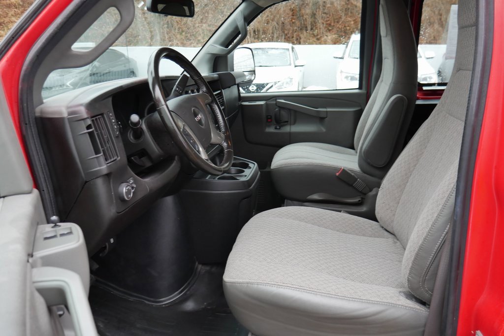 Used 2017 GMC Savana 2500 image 8