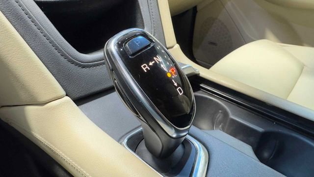 Used 2019 Cadillac XT5 FWD image 26