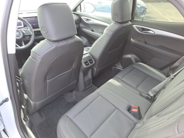 New 2026 Buick Envision Avenir image 13