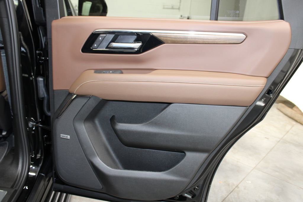 New 2026 Chevrolet Tahoe High Country image 32