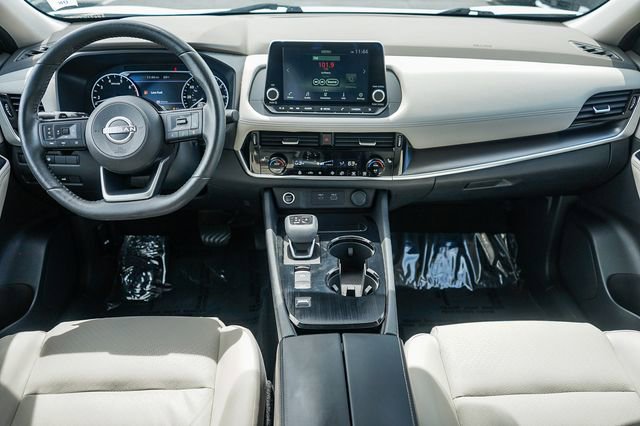 Used 2022 Nissan Rogue SV w/ SV Premium Package image 13