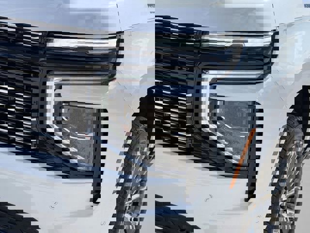 New 2026 Chevrolet Suburban High Country image 26