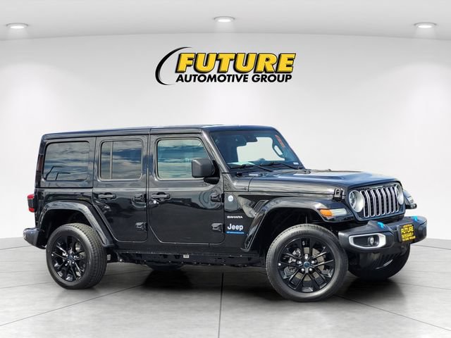 Used 2024 Jeep Wrangler Unlimited Sahara AWD/4WD image 1