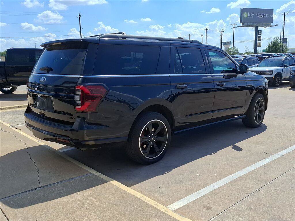 Used 2023 Ford Expedition Max Limited RWD image 32