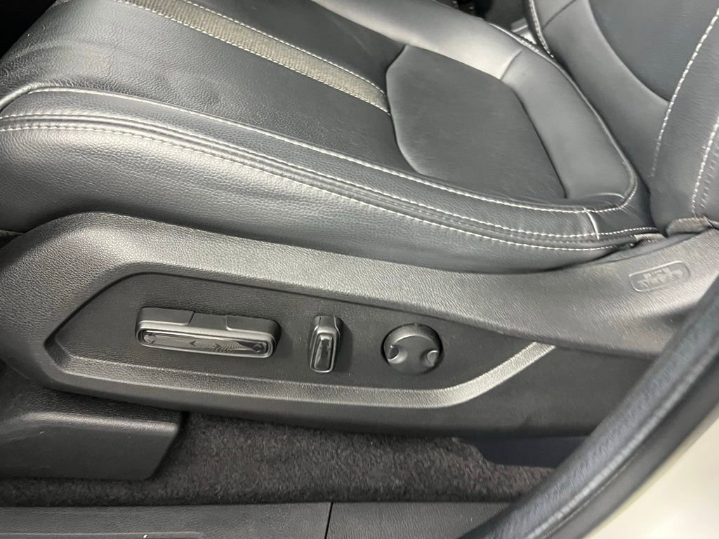 Used 2024 Honda Pilot Touring image 27