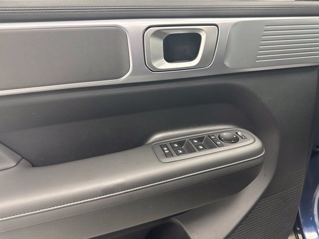 Used 2026 Hyundai Santa Fe SEL FWD image 9