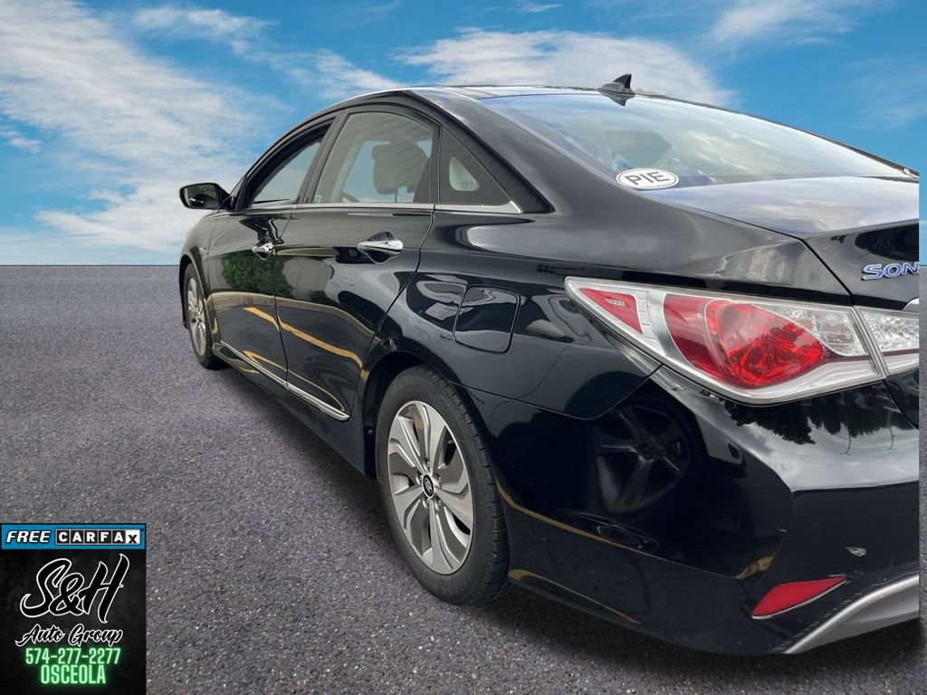 Used 2014 Hyundai Sonata Limited w/ Panoramic Sunroof Package 02 FWD image 4