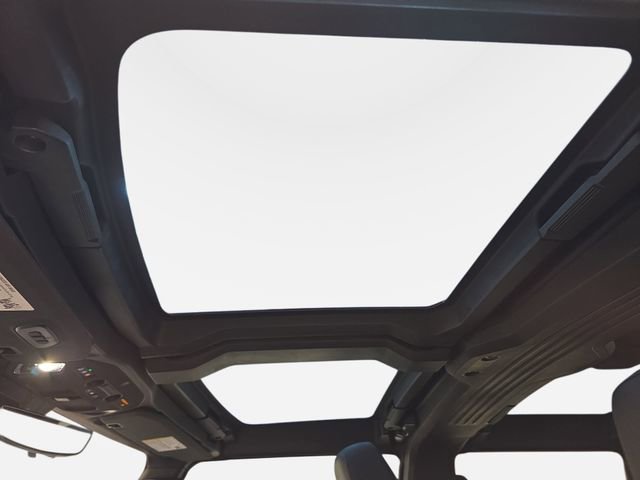 Used 2022 GMC Hummer EV Edition 1 w/ LPO, Illumination Package image 30