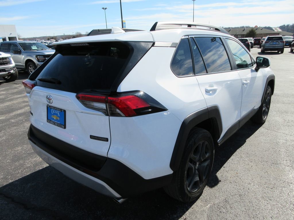 Used 2024 Toyota RAV4 Adventure image 5