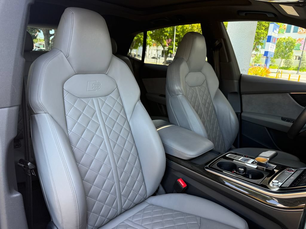 Used 2021 Audi SQ8 Premium Plus w/ Driver Assistance Package AWD/4WD image 11