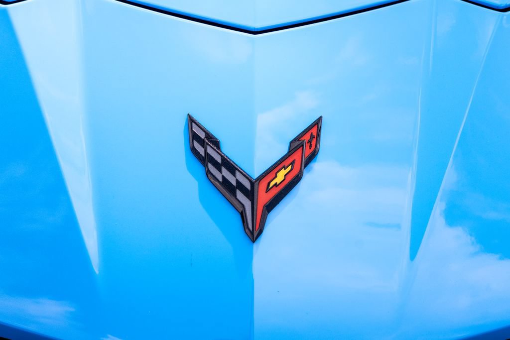 Used 2021 Chevrolet Corvette Stingray Preferred Cpe w/ Z51 Performance Package RWD image 5