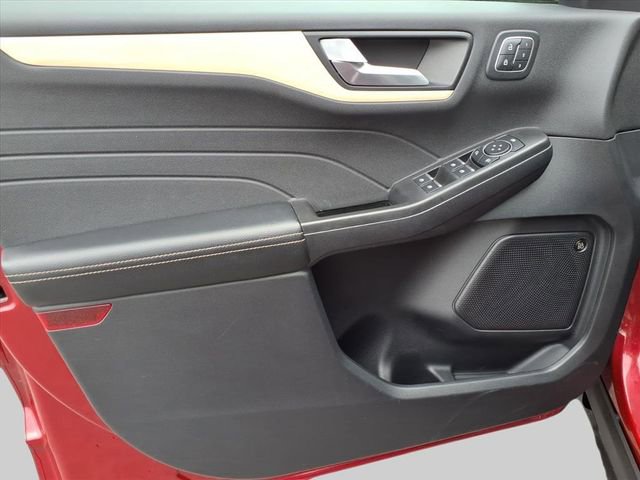 Used 2022 Ford Escape Titanium w/ Titanium Elite Package AWD/4WD image 13