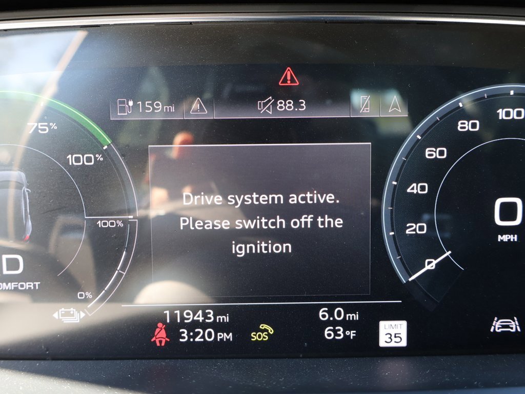 Used 2023 Audi e-tron GT Premium Plus image 41