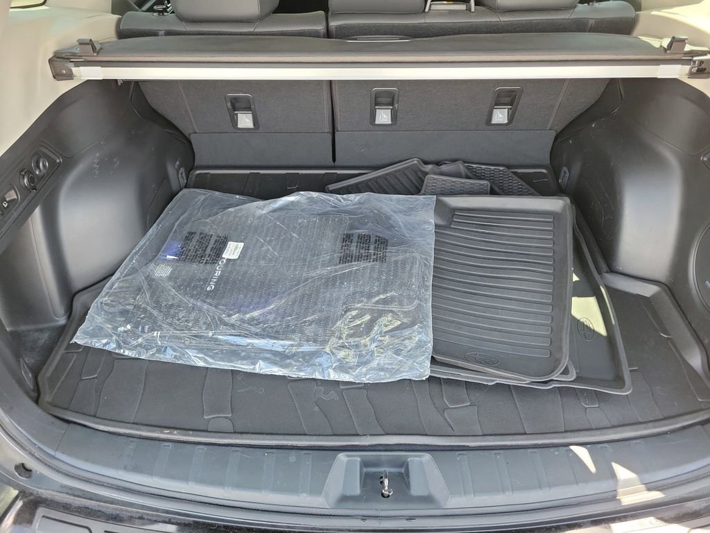 Used 2020 Subaru Forester Touring w/ Popular Package #2 image 8