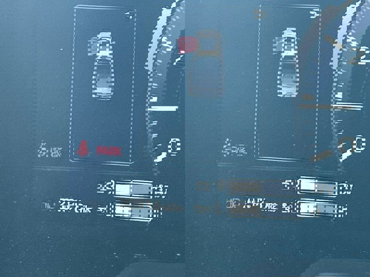 Used 2024 Toyota Tundra Limited image 11