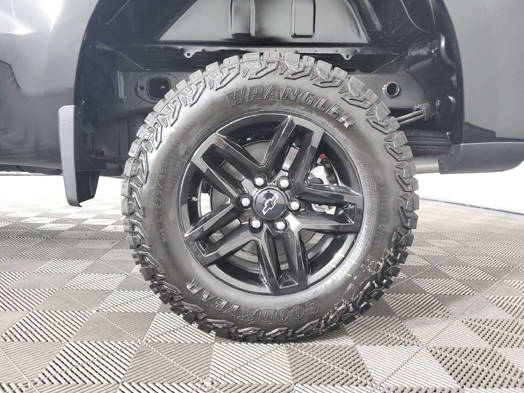 New 2026 Chevrolet Silverado 1500 Custom Trail Boss w/ Midnight Edition AWD/4WD image 29