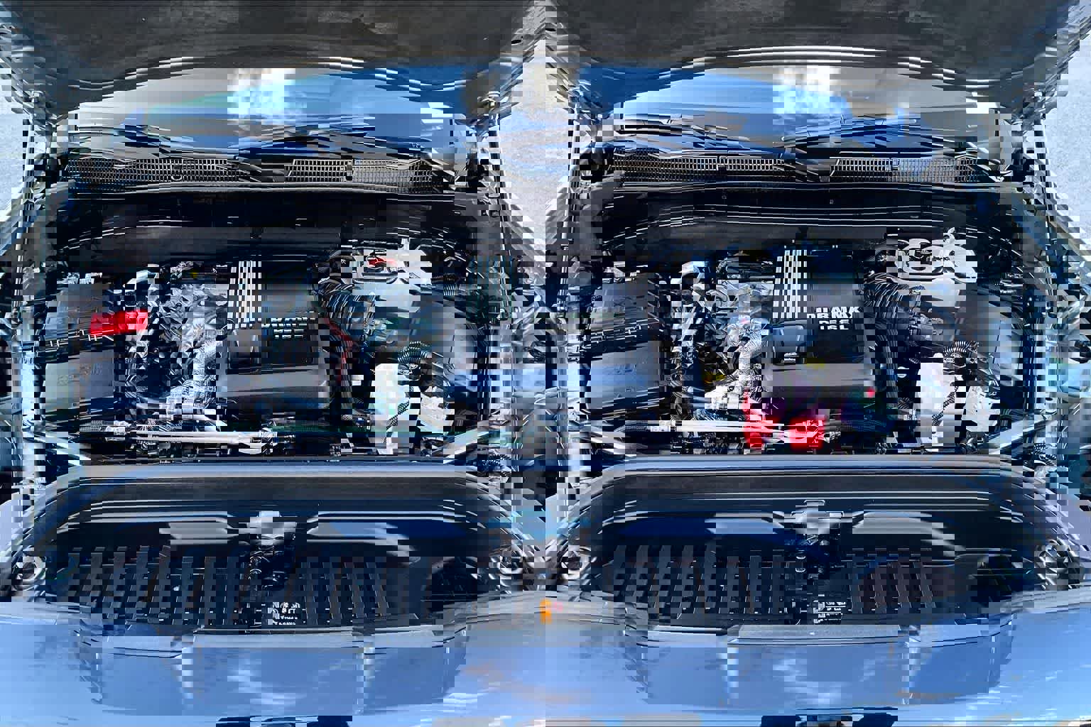 Used 2025 GMC Sierra 1500 AT4 w/ Technology Package image 9