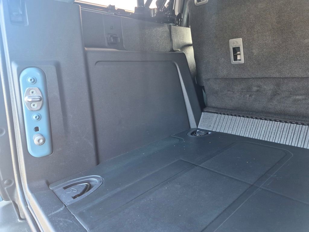 Used 2021 Ford Bronco Black Diamond image 28