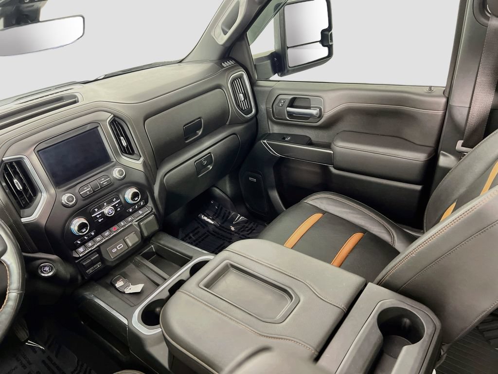 Certified 2020 GMC Sierra 3500 AT4 w/ AT4 Premium Package AWD/4WD image 26