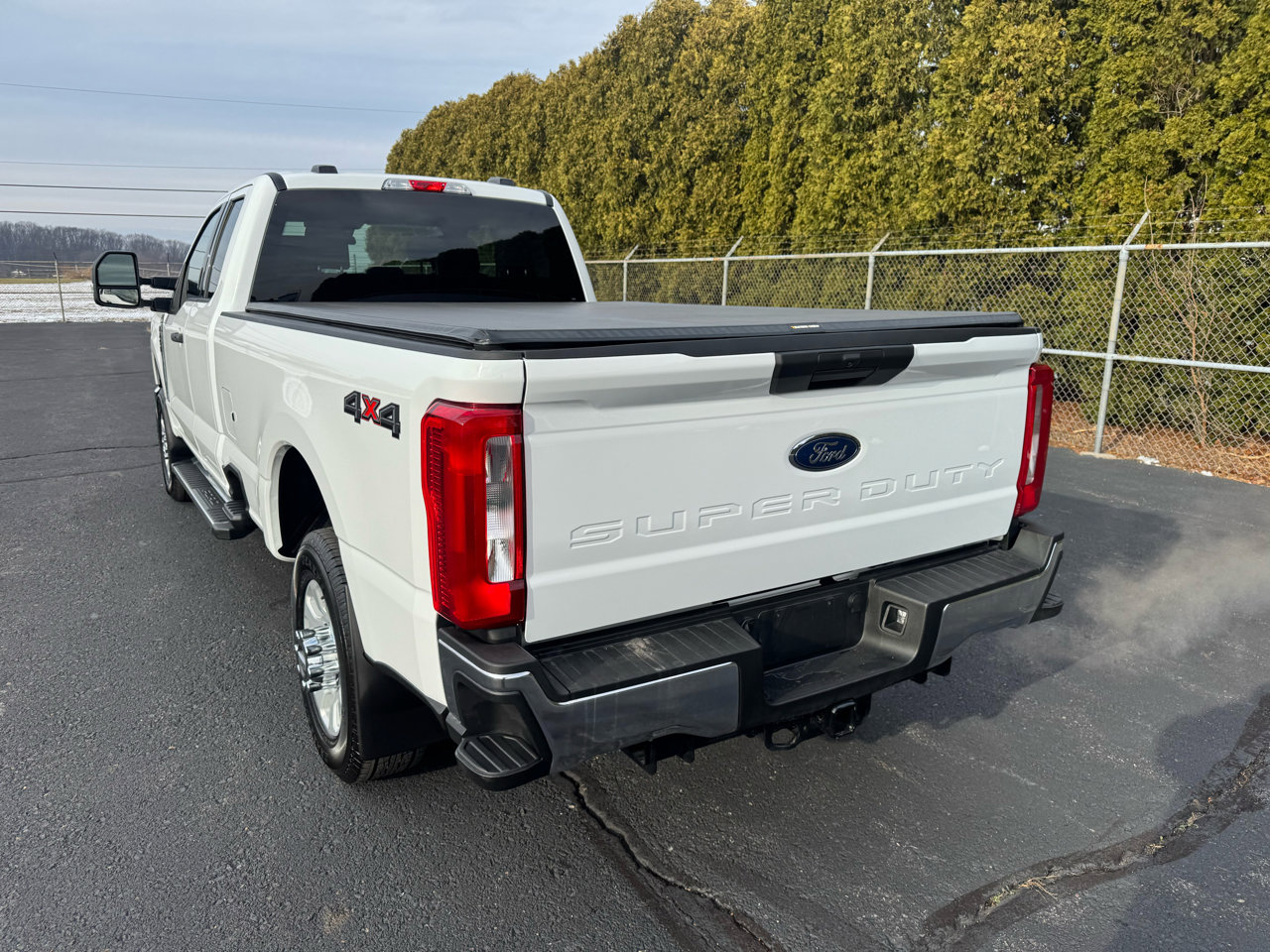 Used 2024 Ford F250 XLT image 5