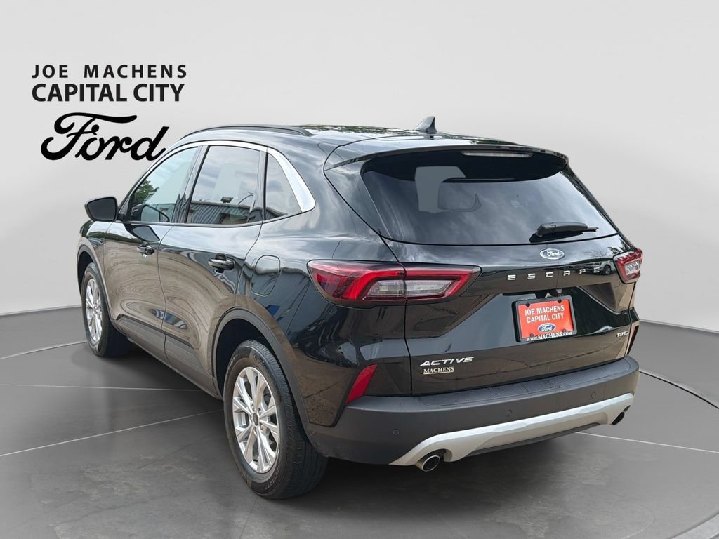 Used 2023 Ford Escape Active w/ Tech Pack #2 AWD/4WD image 7