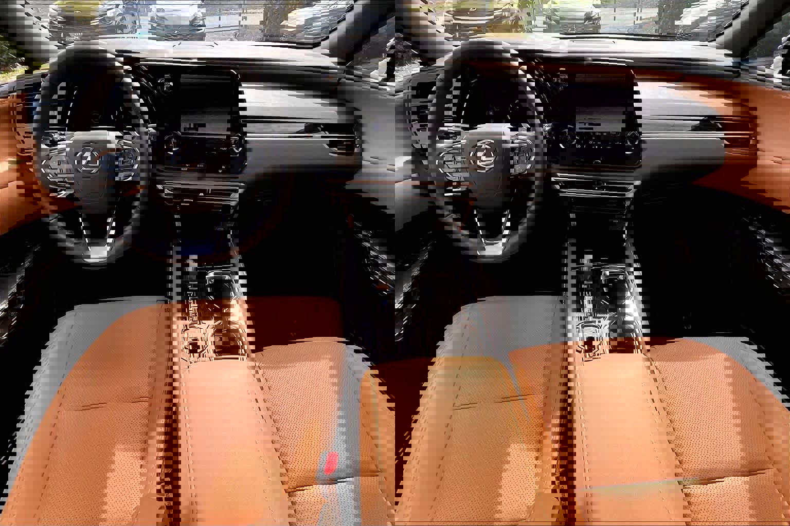 Used 2025 Lexus RX 350 FWD w/ Technology Package image 16