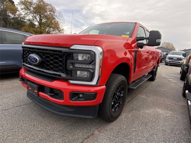 Used 2023 Ford F350 XLT w/ XLT Premium Package image 3