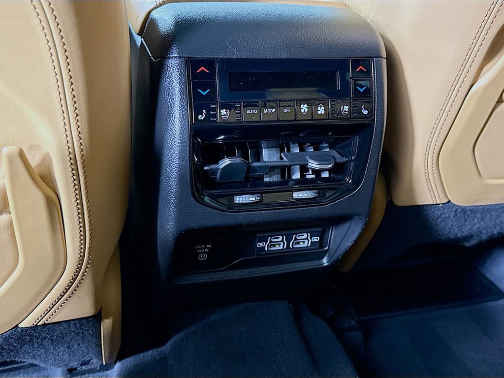 Used 2023 Jeep Grand Cherokee L Summit AWD/4WD image 31