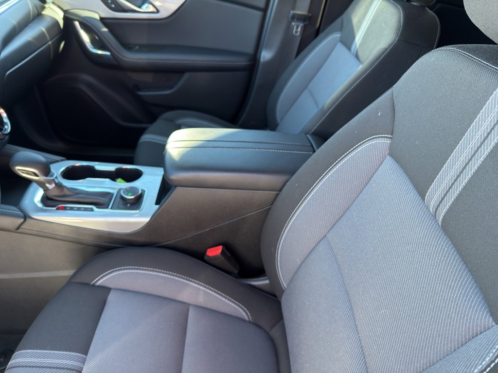 Used 2025 Chevrolet Blazer LT image 13