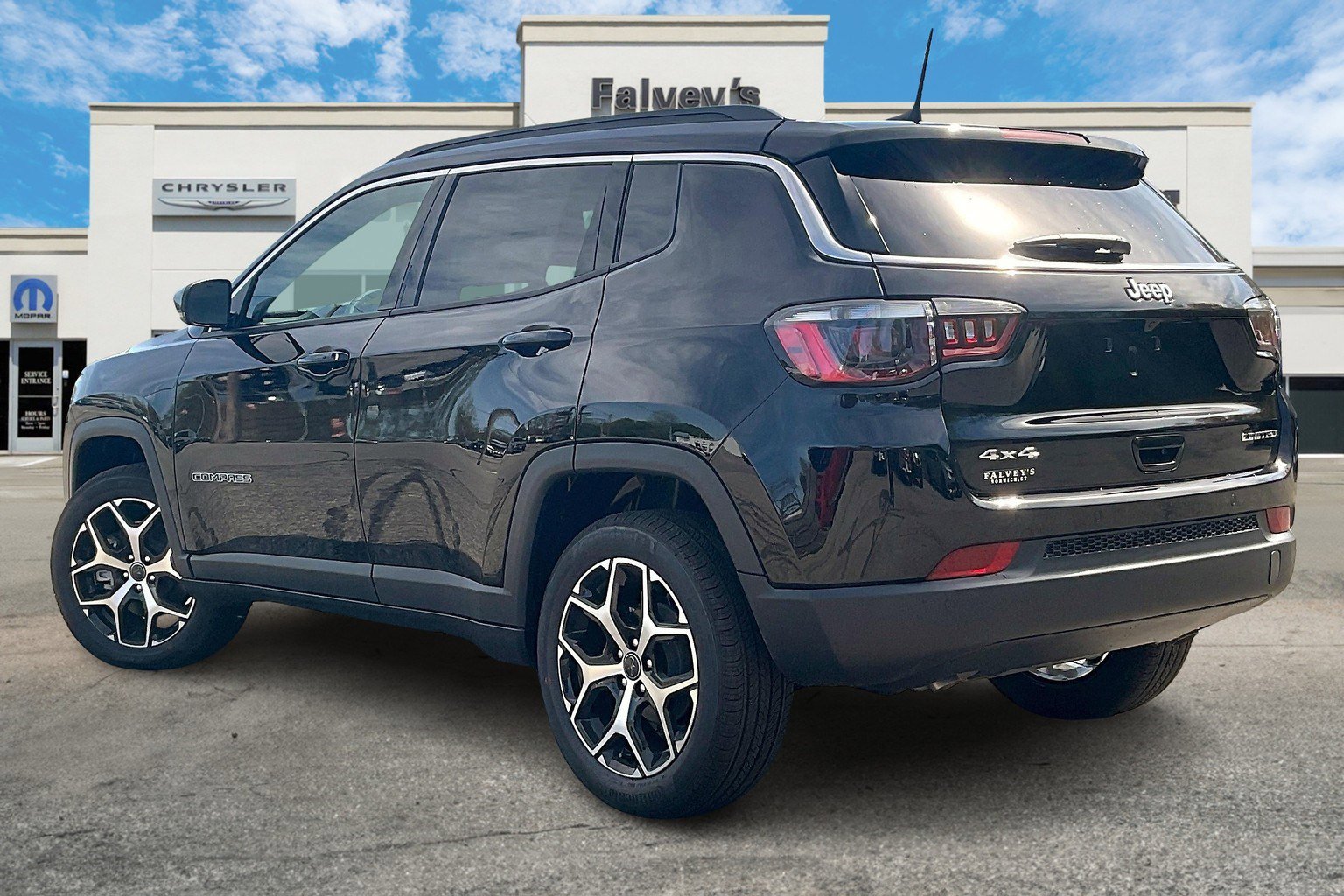 New 2025 Jeep Compass Limited w/ Sun and Sound Group image 3
