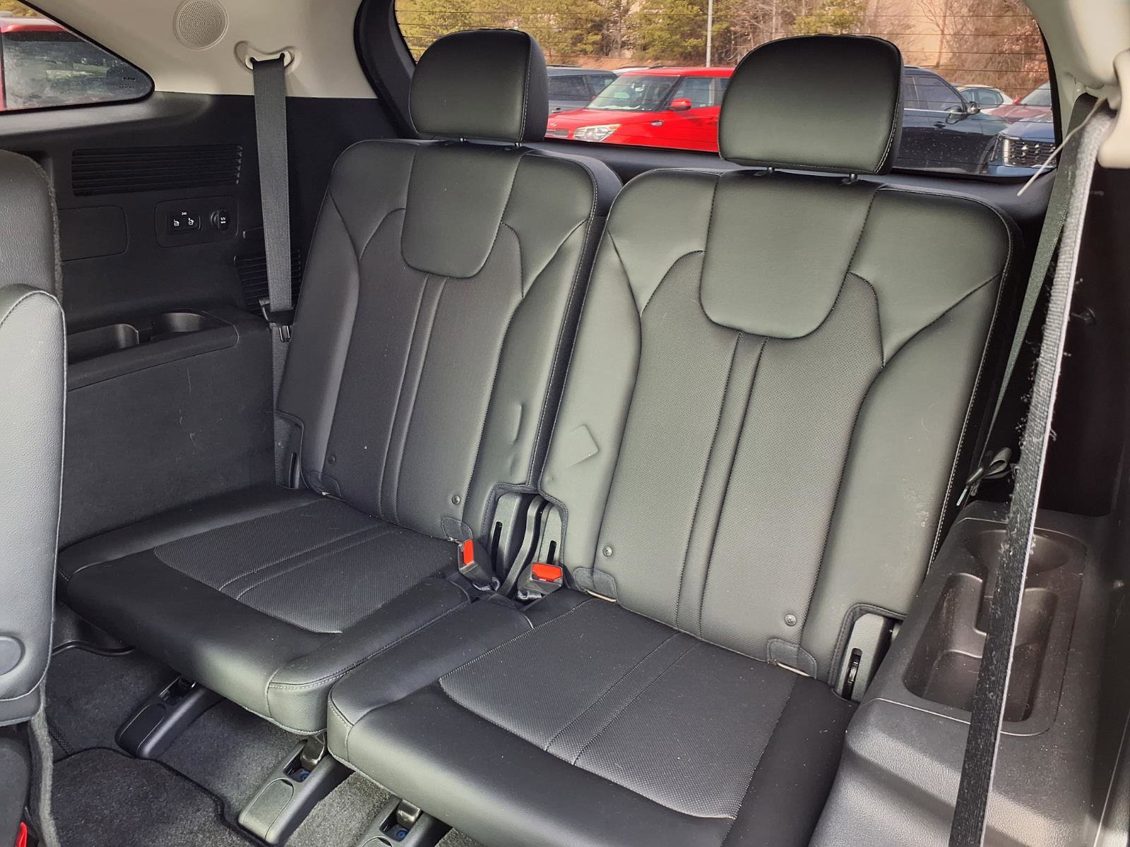 Used 2023 Kia Sorento SX Prestige image 10