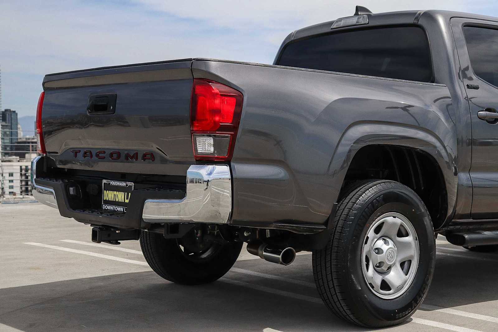 Used 2021 Toyota Tacoma SR5 image 9