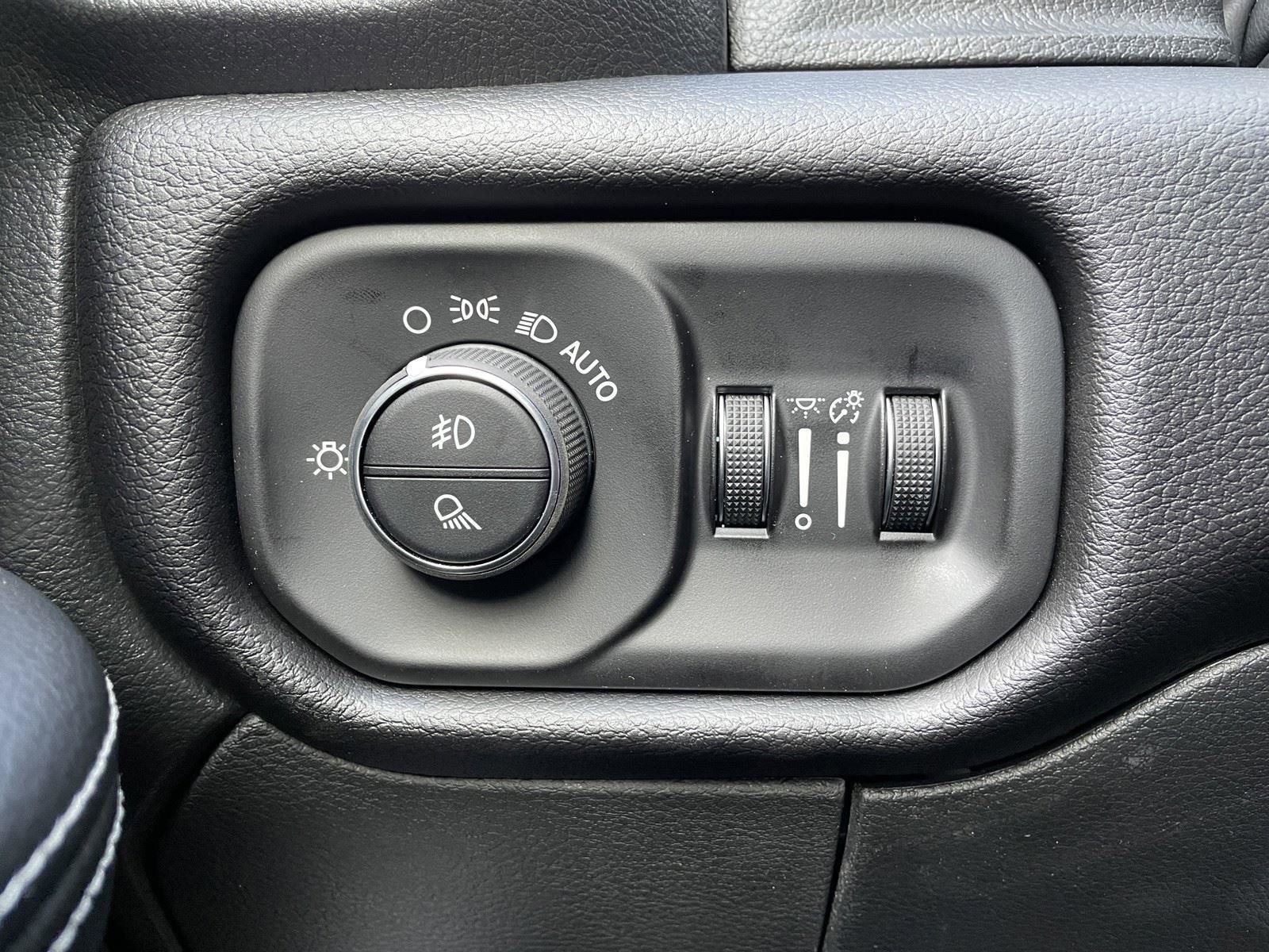 New 2026 RAM 3500 Laramie w/ Night Edition AWD/4WD image 32