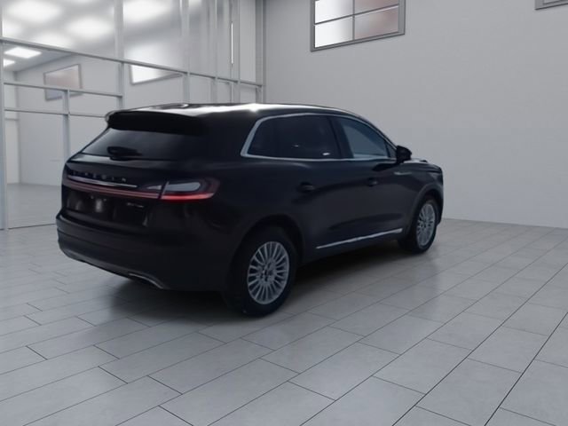 Used 2019 Lincoln Nautilus Premier AWD/4WD image 8