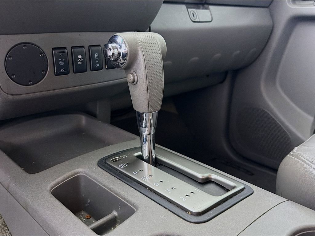 Used 2015 Nissan Frontier SL image 20