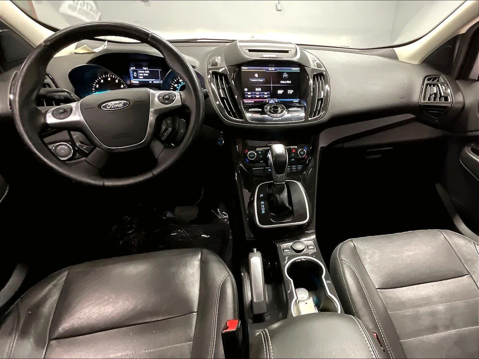 Used 2014 Ford Escape Titanium w/ Equipment Group 401A FWD image 16