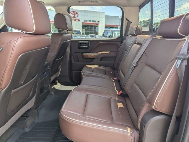 Used 2015 Chevrolet Silverado 2500 High Country w/ Duramax Plus Package AWD/4WD image 8