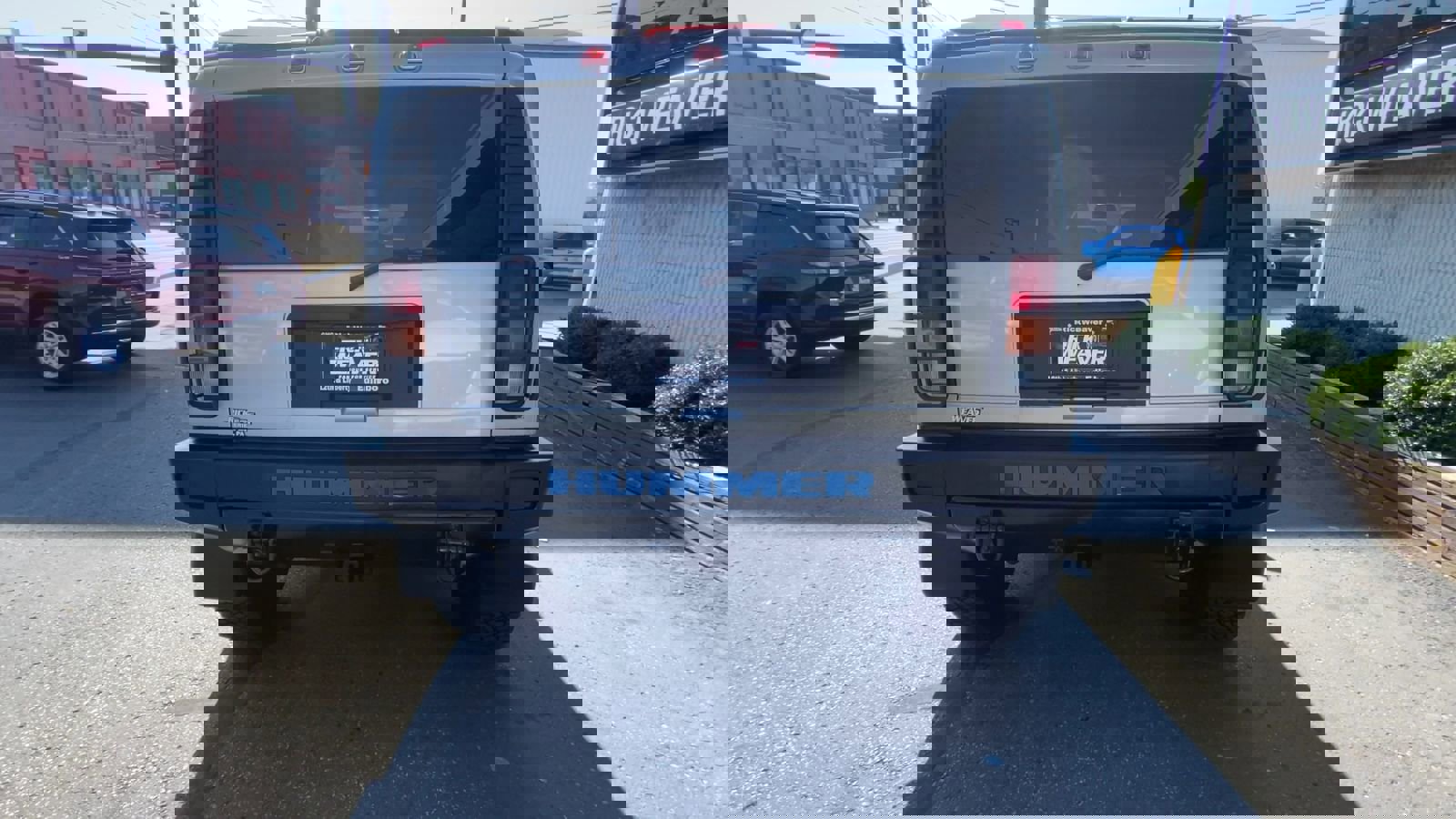 Used 2005 HUMMER H2 SUV w/ Preferred Equipment Group image 39