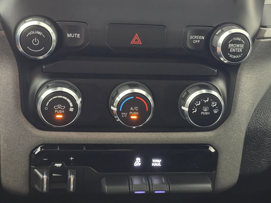 Used 2021 RAM 2500 Tradesman AWD/4WD image 27