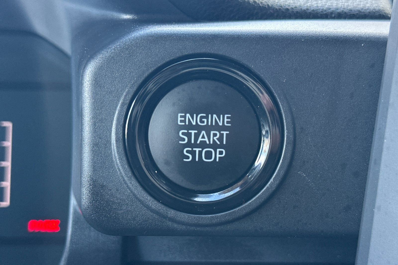 Certified 2025 Toyota Tacoma SR5 image 23