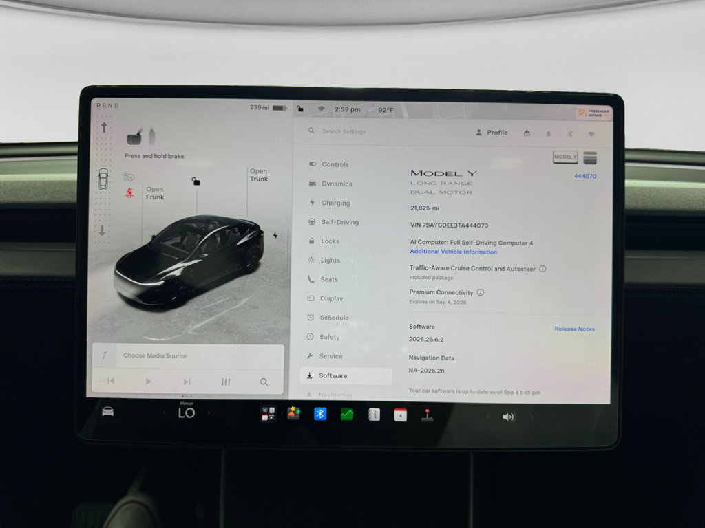 Used 2026 Tesla Model Y Long Range AWD/4WD image 12