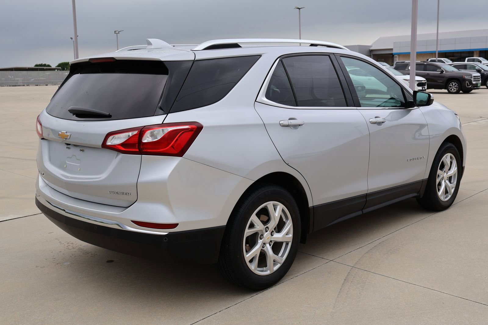 Used 2019 Chevrolet Equinox Premier FWD image 6