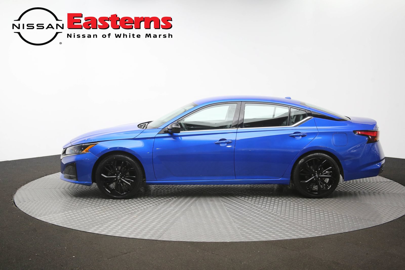 Used 2025 Nissan Altima 2.5 SR FWD image 60
