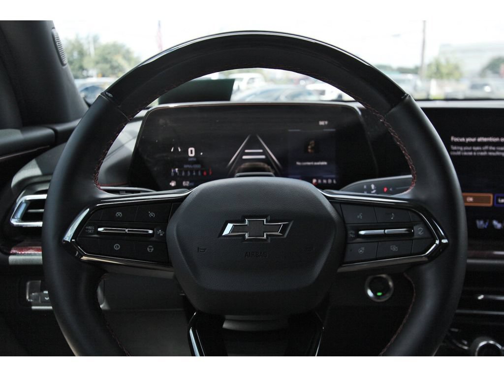 Used 2025 Chevrolet Traverse RS w/ LPO, Floor Liner Package FWD image 8