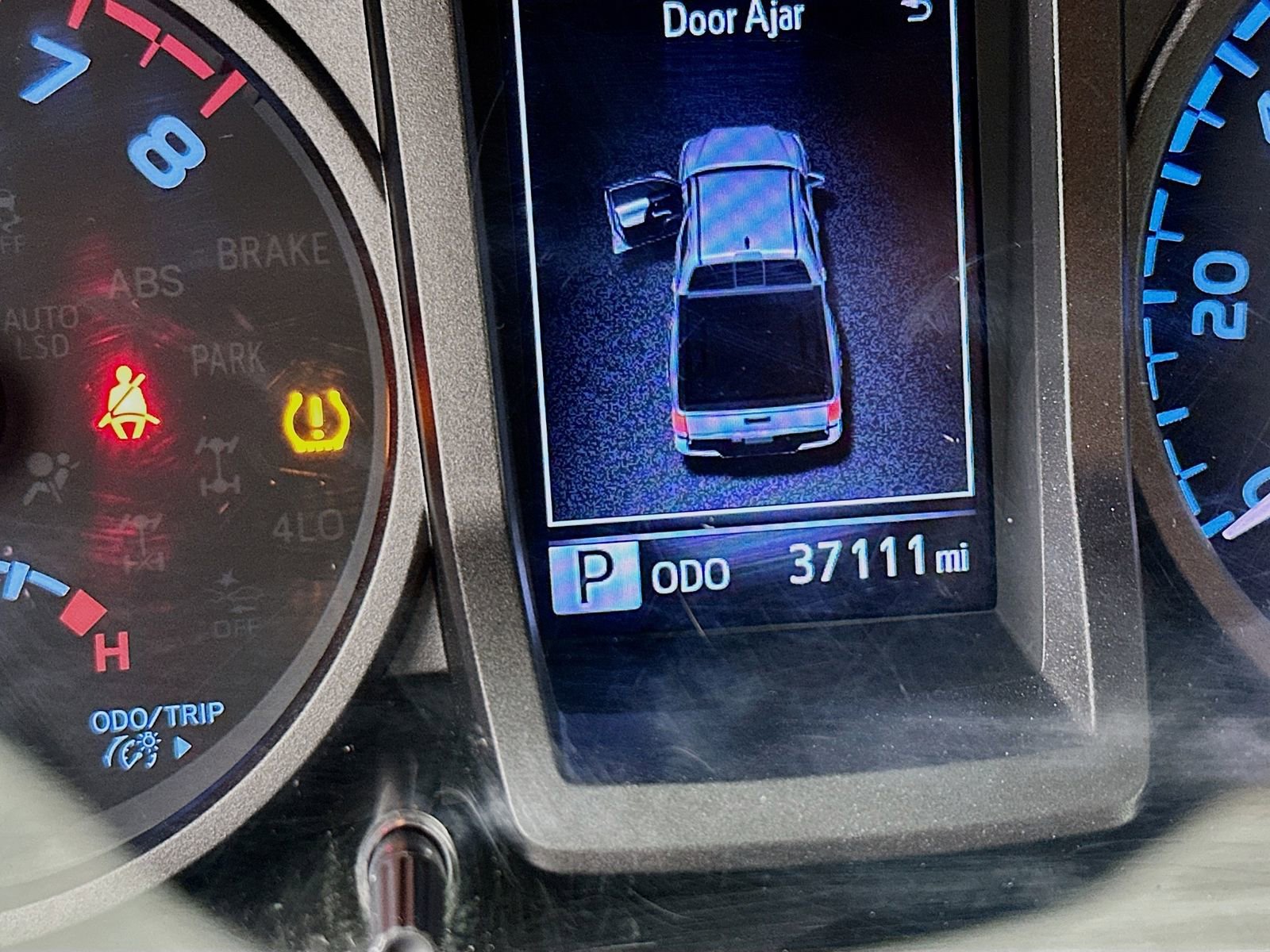 Used 2022 Toyota Tacoma TRD Off-Road image 12