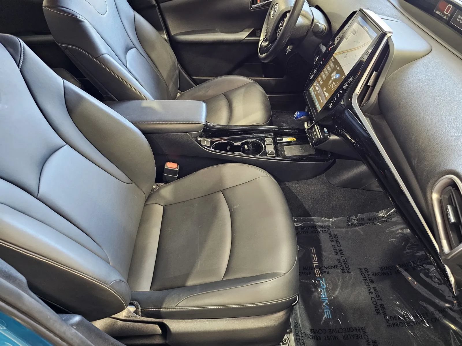 Used 2020 Toyota Prius Prime XLE w/ Carpet Mat Package FWD image 7