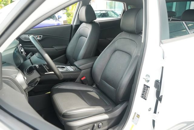 Used 2021 Hyundai Kona Ultimate FWD image 13