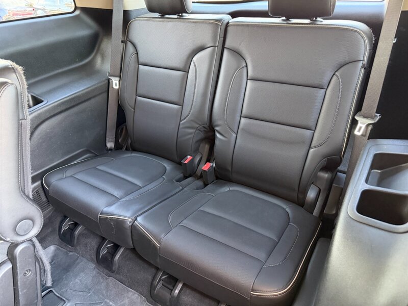 Used 2019 GMC Acadia Denali AWD/4WD image 13