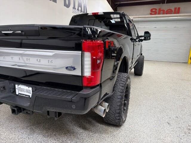 Used 2017 Ford F250 Platinum w/ Platinum Ultimate Package AWD/4WD image 38